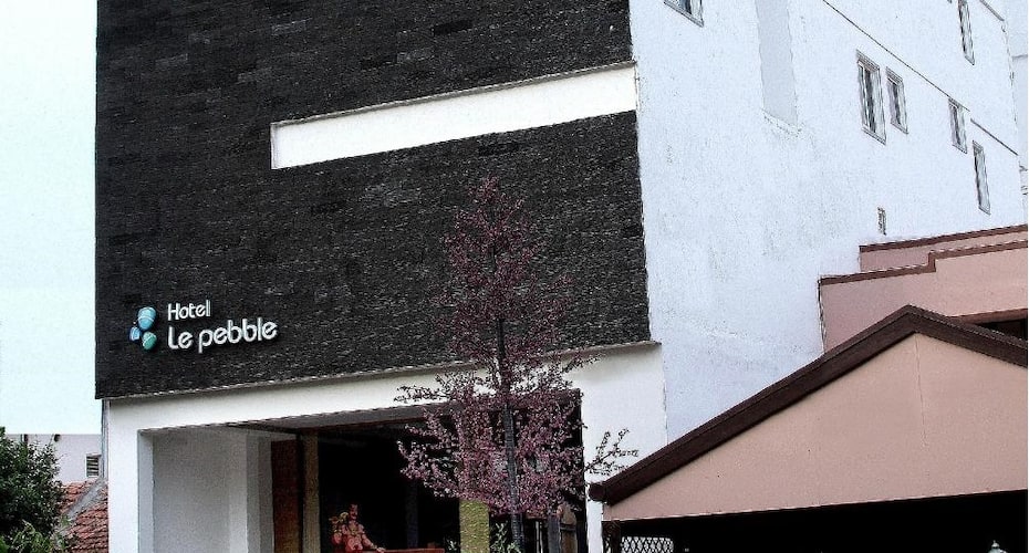 Hotel Le Pebble, Tirupur 1