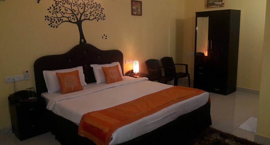 Leela Inn Delux Room Candolim Beach, Goa 5