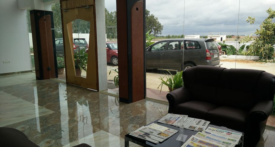 Hotel Airport Residency Off BIA, Bangalore 5