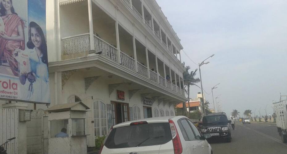 Ajantha Beach Guest House, Pondicherry 1