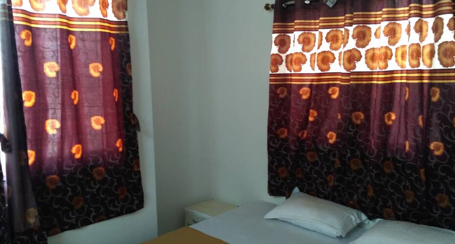 Krishna Inn Guest House, Pune 4
