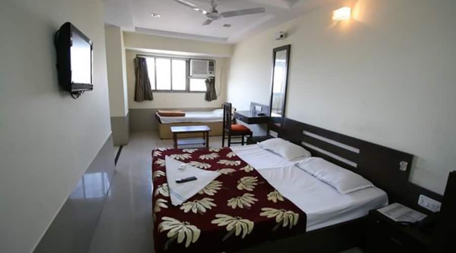 Hotel Check Inn, Mumbai 5