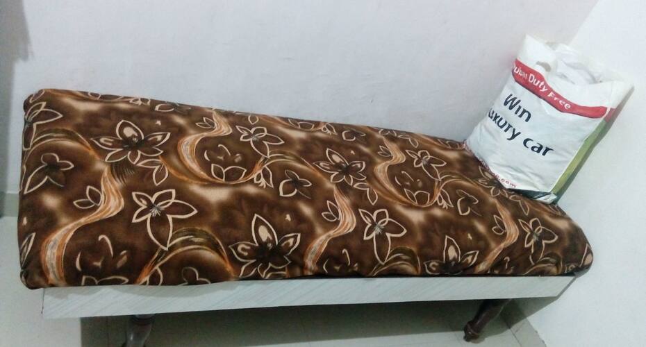 Room foe rent, Surat 4
