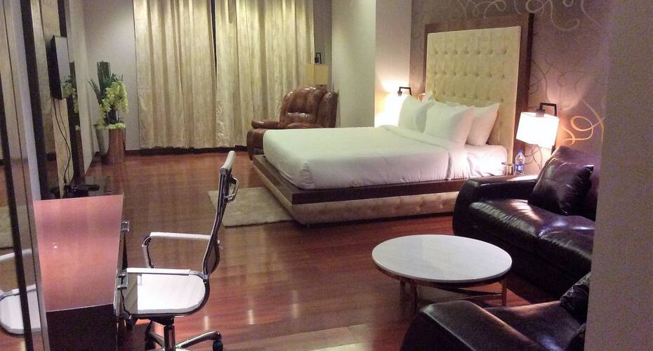 Nishuraj Resorts, Sirsa 5