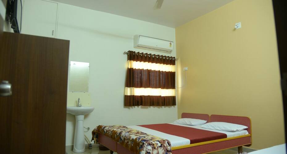 Hotel Shrinath, Virpur 5