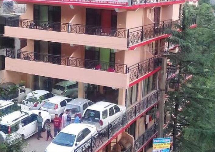 Hotel Bhagsu Heights, Mcleodganj 1