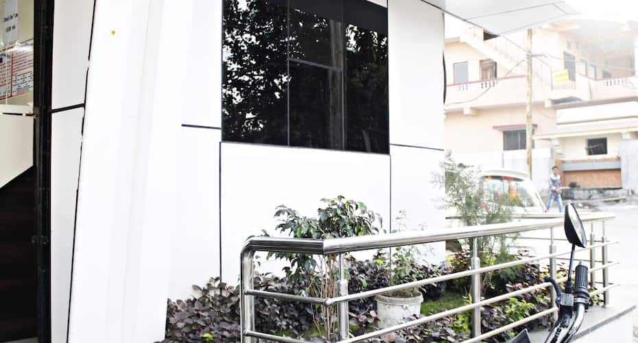 Hotel Shikhar Inn, Ujjain 3