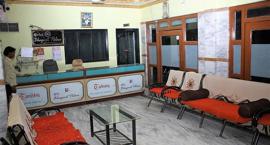 Hotel Bhagwat Palace, Parli 2
