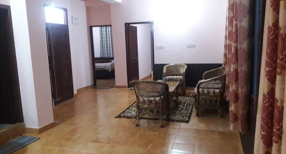 Thakur home stay, Shimla 5
