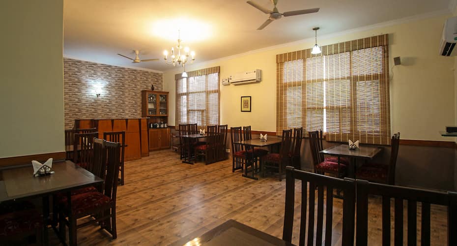 Hotel Clarks International, Baddi 4