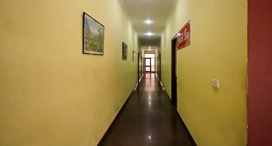 Hotel Clarks International, Baddi 5