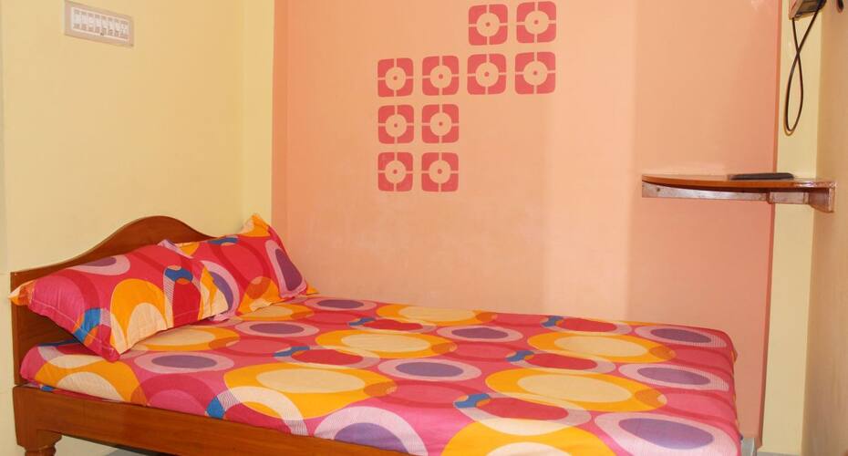 Sai Murugan Lodge, Tiruvannamalai 3