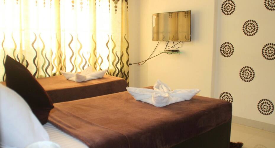 Serviced Apartment in Goregaon West, Mumbai 5