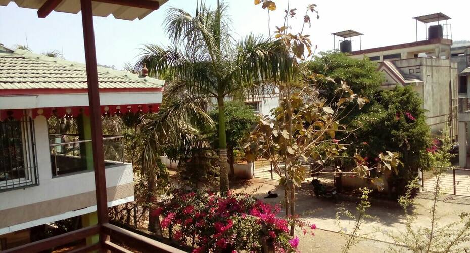 Gurucharan Niwas Gold Valley, Lonavala 4