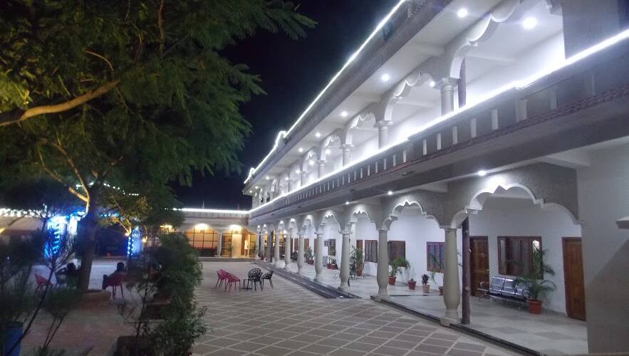 HOTEL ROYAL PALAC, Sagar 2