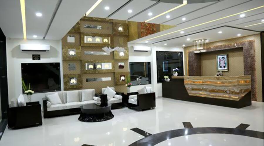 Hotel Vrindavan Greens, Neemach 4