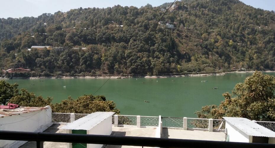 Lakehouse Homestay, Nainital 3