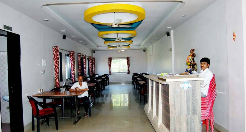Hotel Sahara & Lodge, Solapur 5