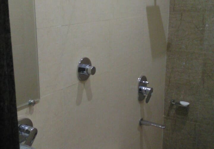 Stay10 Luxury Service Apartment Hotel, Indore 4