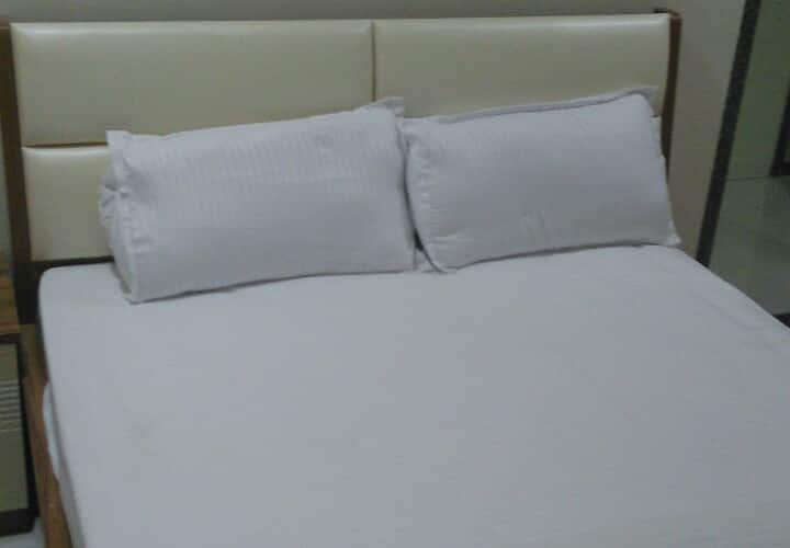 Stay10 Luxury Service Apartment Hotel, Indore 5
