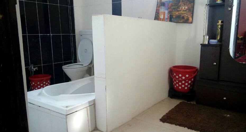 Ashta Lakshmi Tourist Home Stay, Indore 3