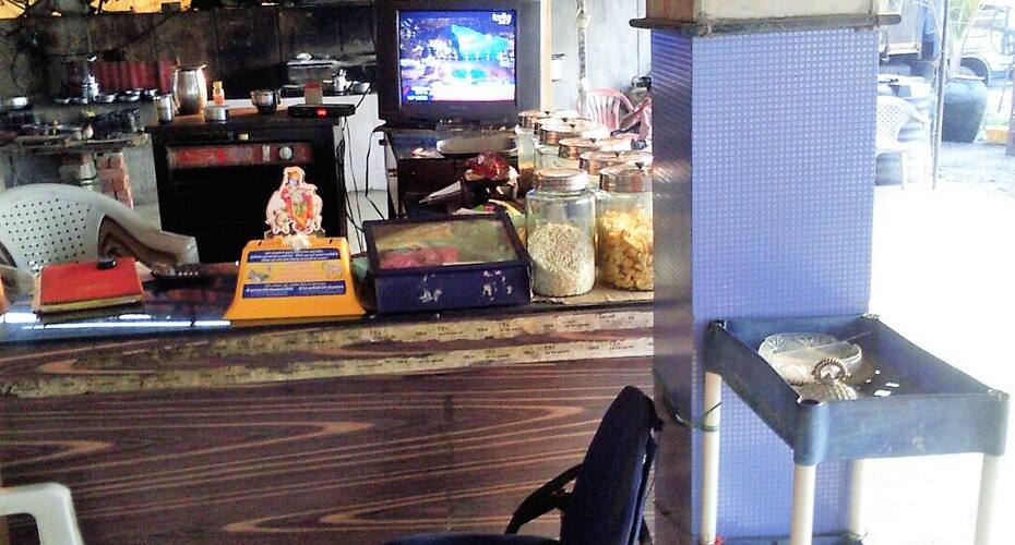 HOTEL SIDDHIVINAYAK & GUEST HOUSE, Dhar 4