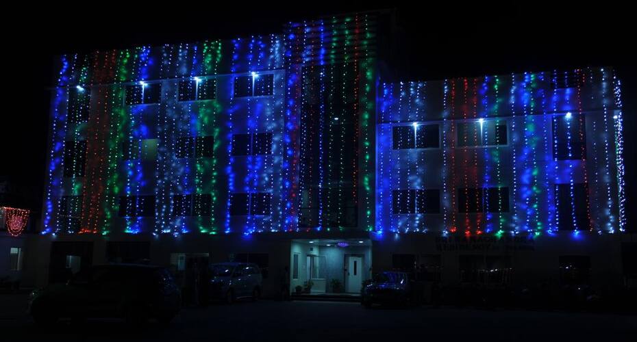 Hotel Sri Ramachandra Residency, Palakollu 5