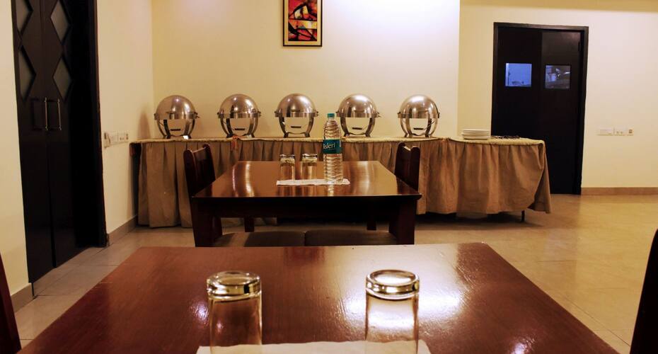 Hotel Camria Inn DLF Phase 3,Gurgaon, Gurgaon 5