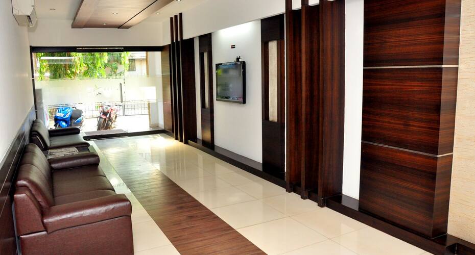 Emporium Hotel, Mangalore 5