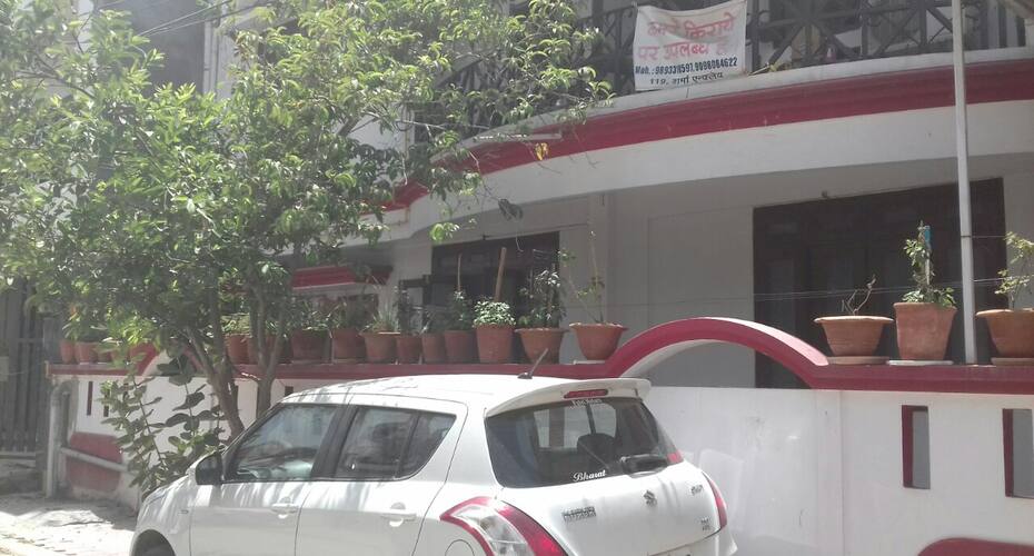 Good And well furnished room, Indore 5