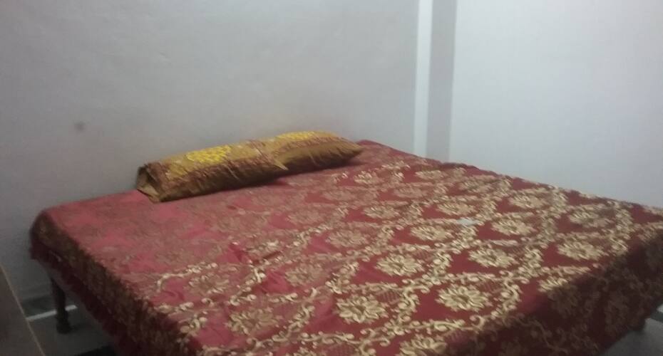 'Vaikunth Home Stay', Indore 2