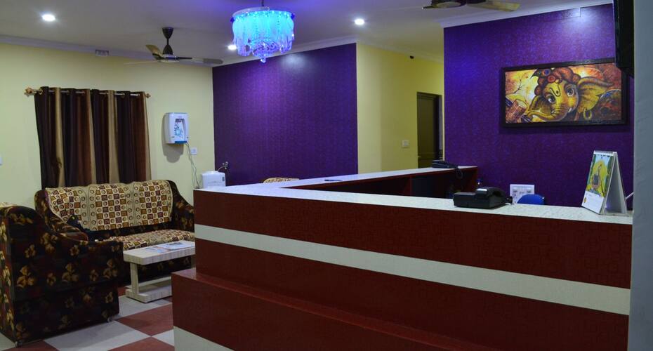 Hotel Lazystay, Bhubaneswar 3