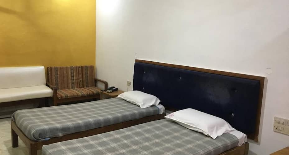 iROOMZ Shanbhag Towers International, Hospet, Hampi 2