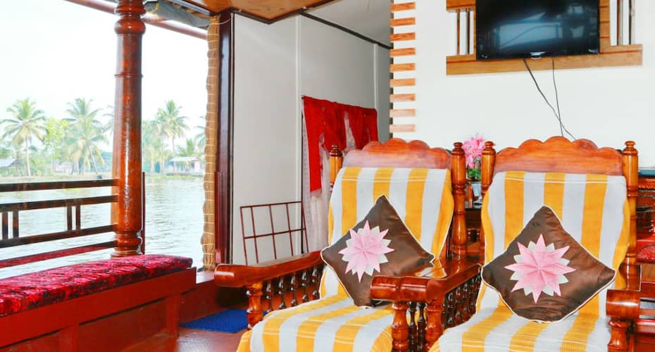 East of Venice Three, Alleppey 2
