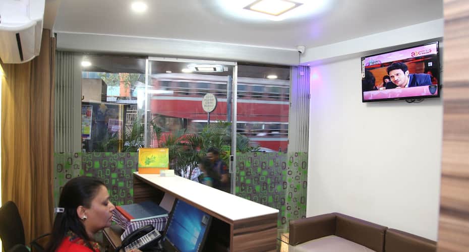 Aboos Lucky Galaxy, Mumbai 3