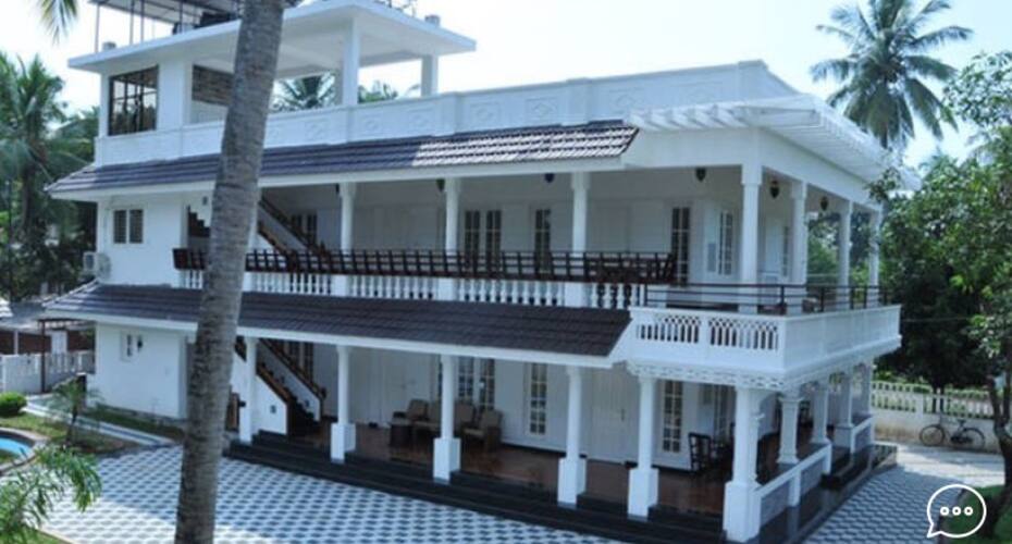 Private Room's with kitchen @ Kanadan Heritage, Kochi 4