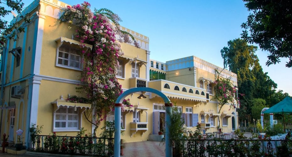 Garden Palace Heritage Homestays, Balasinor 1