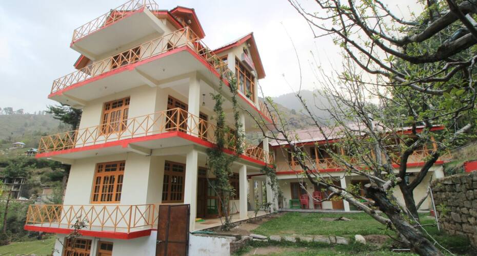 Domia Mount View Homestay, Manali 2