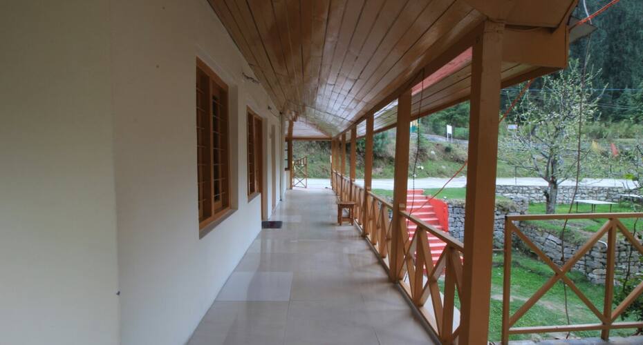Domia Mount View Homestay, Manali 5