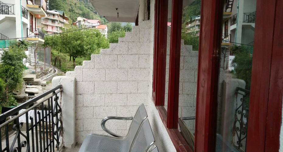Seraj Homestay, Manali 3