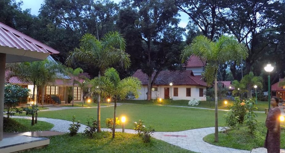 Thanneermukkom Ayurvedic Lake Resort (KTDC), Kumarakom 1