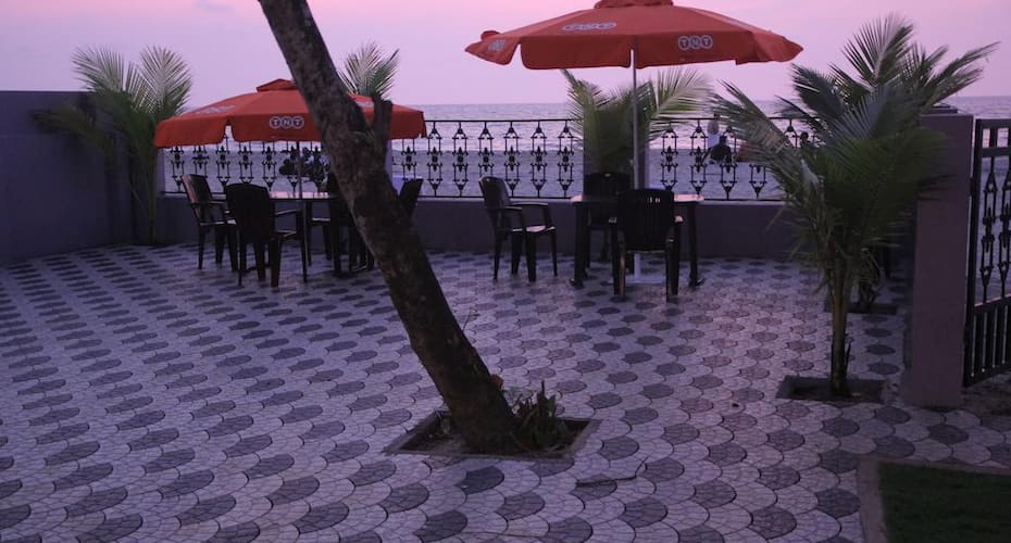 Alleppey Holiday Beach Resort, Alleppey 2