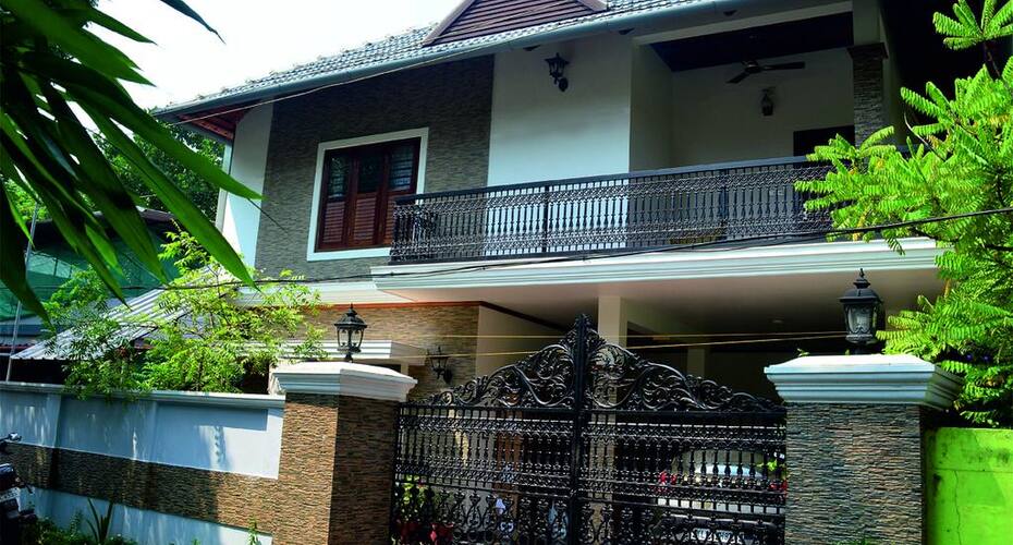 Old rose mystica, Alleppey 2