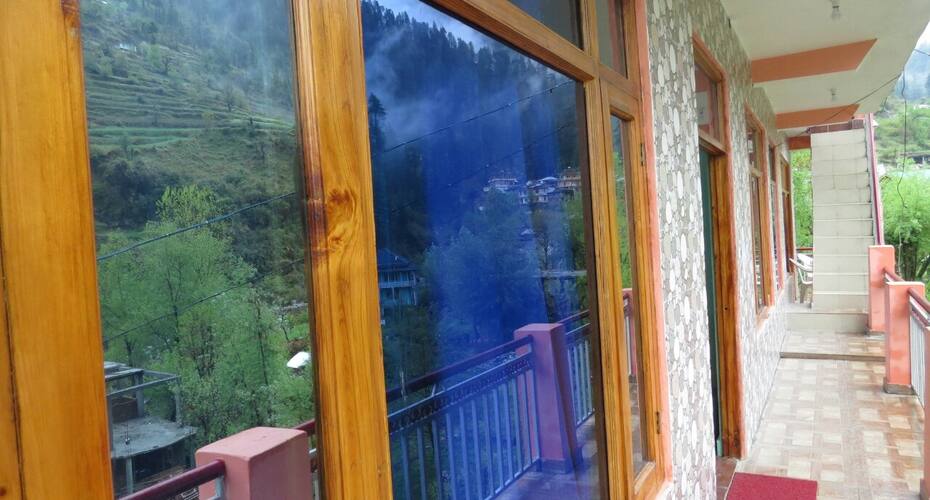 Doraemon Homestay, Banjar 3