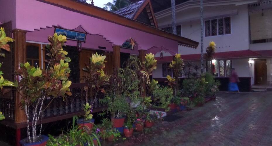 Tharayil Tourist Home, Alleppey 4
