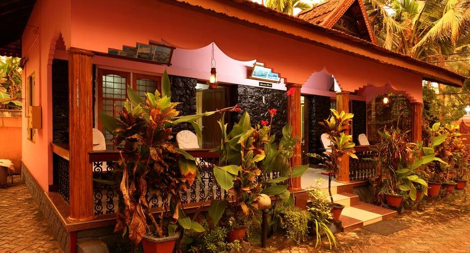 Tharayil Tourist Home, Alleppey 2