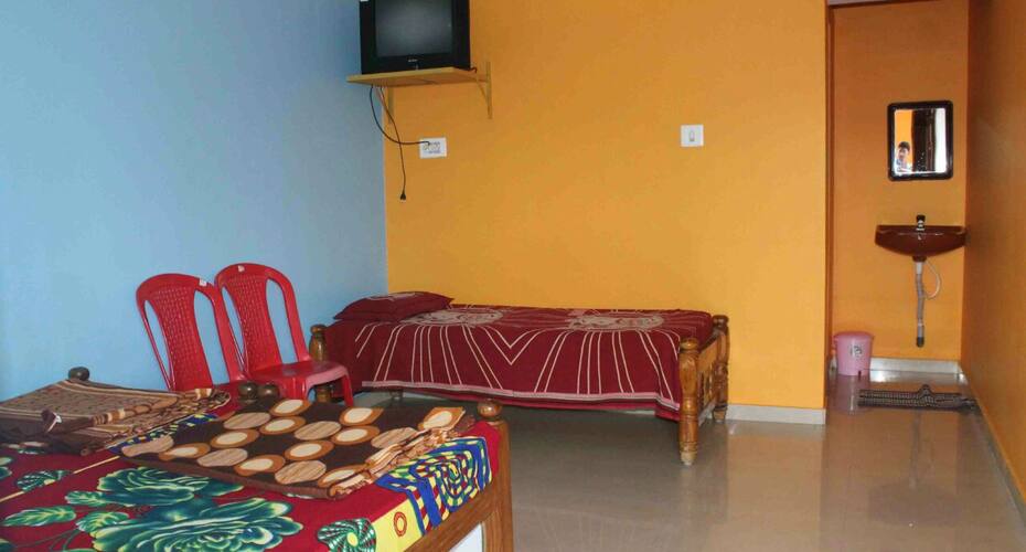 Jog River View Home Stay, Sagar 1
