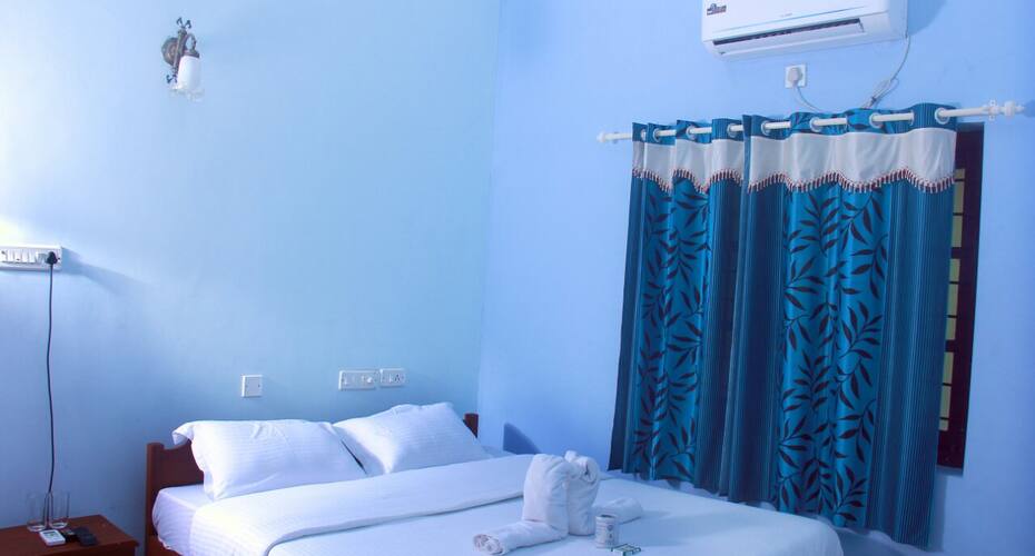 Lake castle, Alleppey 4