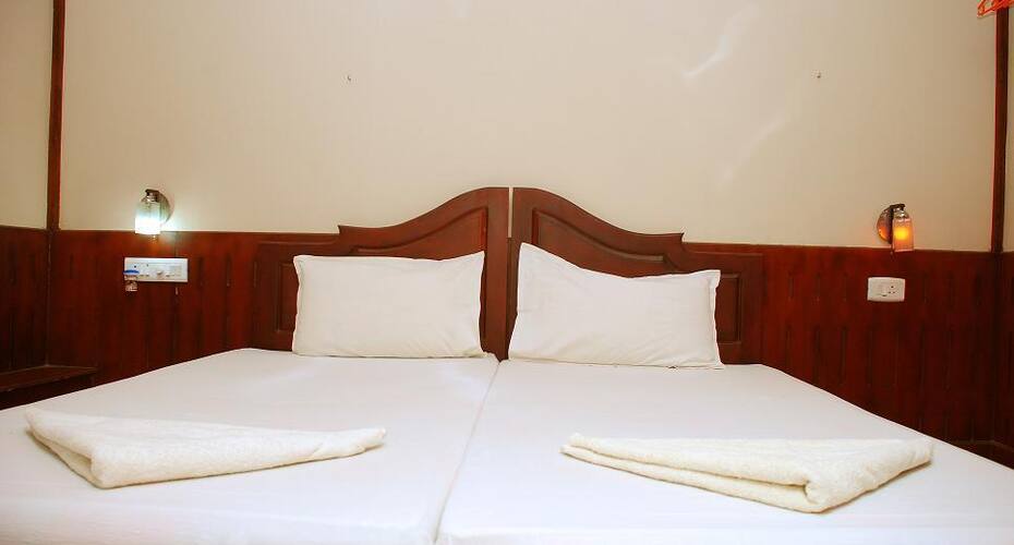 Ben's holidays 2 room, Alleppey 2