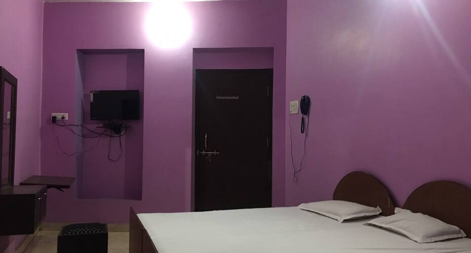 Maan Guest House, Varanasi 4